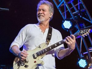 Dengan Gaya Gitar Khasnya, Eddie Van Halen Mengubah Musik Rock